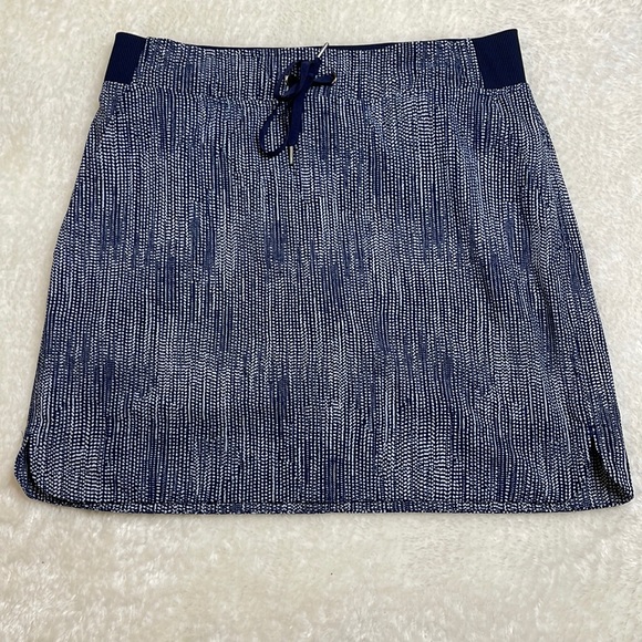 Athleta Midtown Batik Skort Navy and White Size 10 - Picture 1 of 11